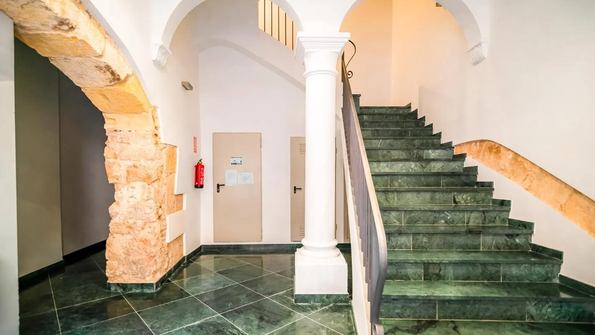 Precioso Apartamento Civaderia Tarragona Catedral